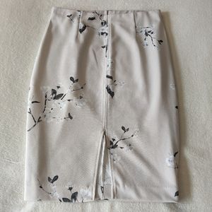 Dynamite Floral Skirt